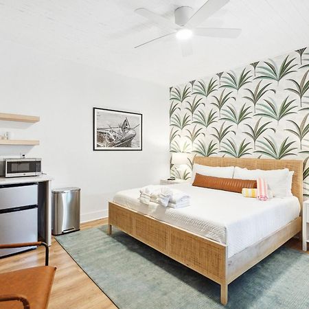 Folliday Inn - The Ariston - Room 34 Folly Beach Eksteriør bilde
