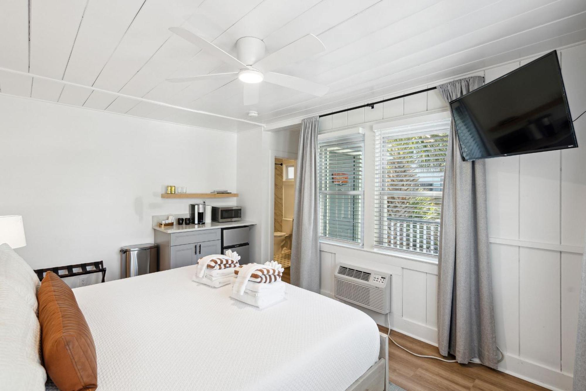 Folliday Inn - The Ariston - Room 34 Folly Beach Eksteriør bilde